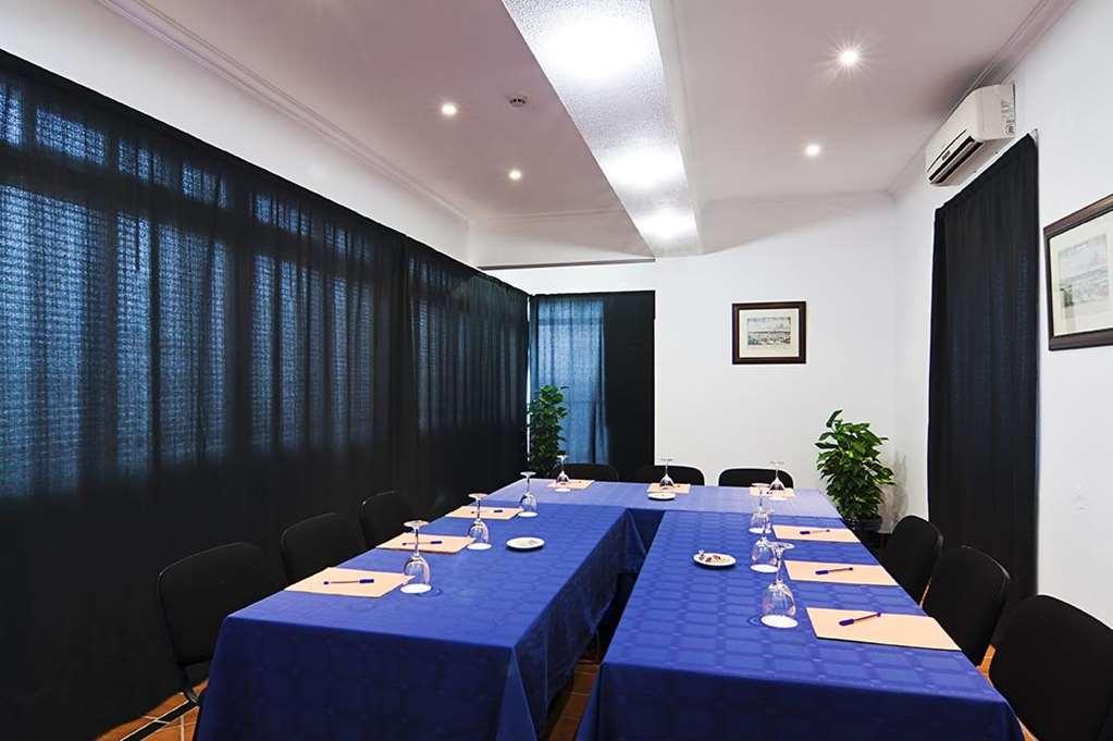 Hotel Sercotel Casas De Mercaderes Séville